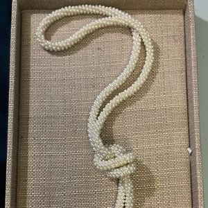 Vintage pearl necklace